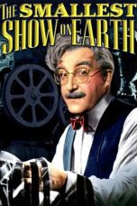 Nonton film Streaming The Smallest Show on Earth (1957) subtitle Bahasa Indonesia